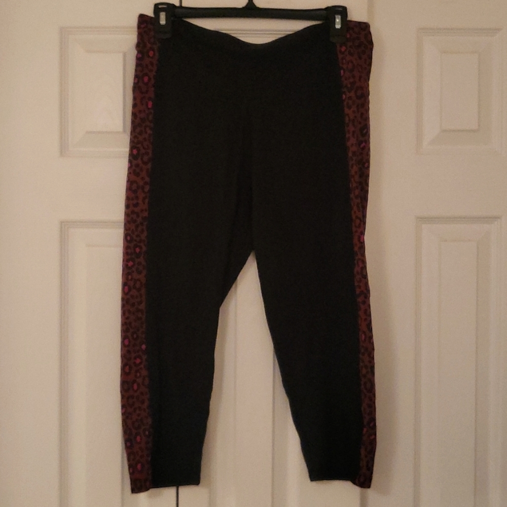 Victoria Secrets capris